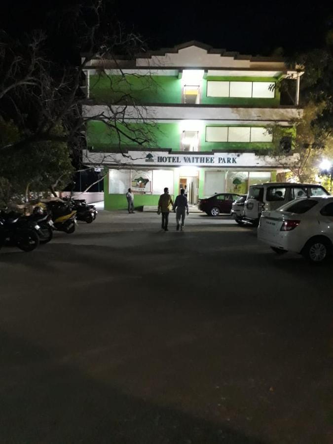 Hotel Vaithee Park Chennai Exterior photo