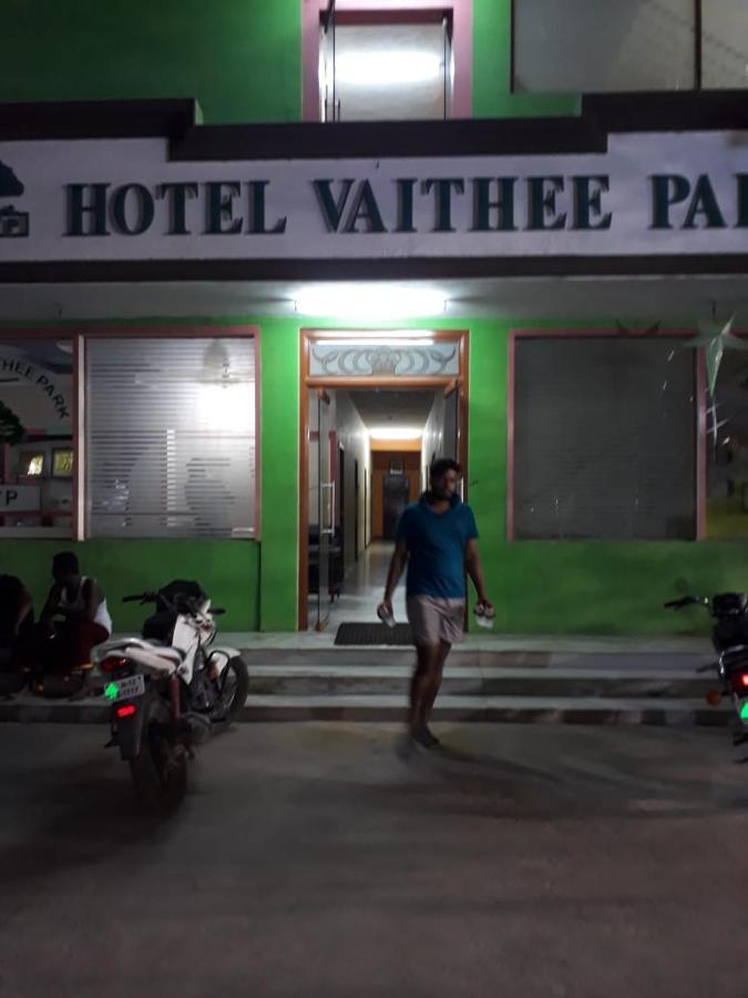 Hotel Vaithee Park Chennai Exterior photo