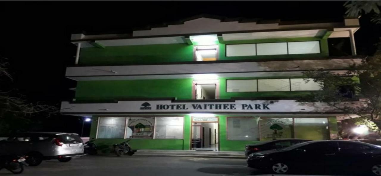Hotel Vaithee Park Chennai Exterior photo